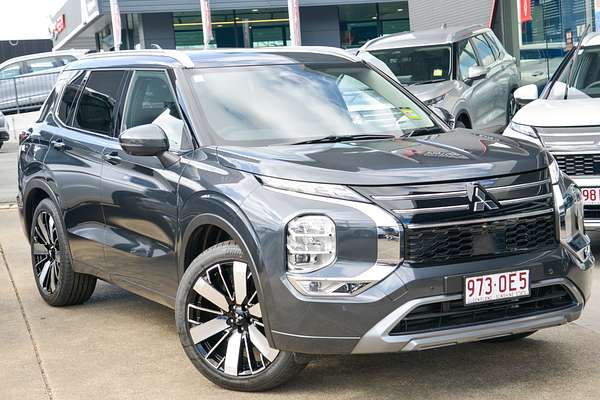 2025 Mitsubishi Outlander Exceed ZM