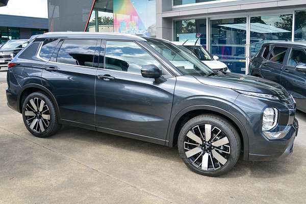 2025 Mitsubishi Outlander Exceed ZM