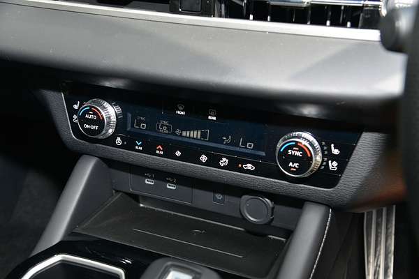 2025 Mitsubishi Outlander Exceed ZM