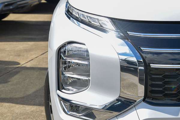 2025 Mitsubishi Outlander LS ZM