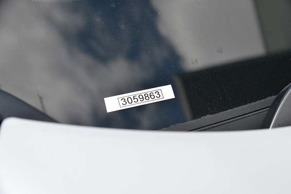 2025 Mitsubishi Outlander LS ZM