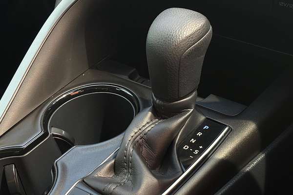 2021 Toyota Camry Ascent AXVH70R