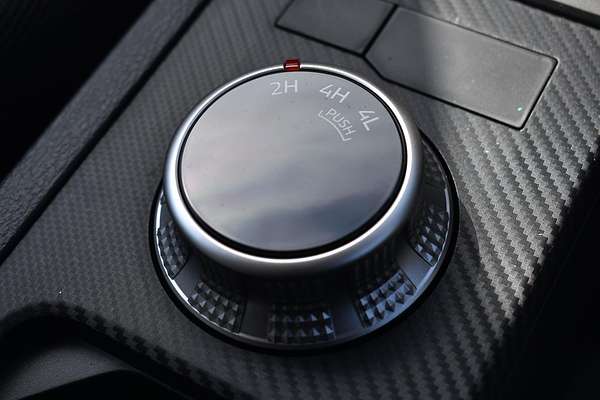 2025 Mitsubishi Triton GLX MV 4X4