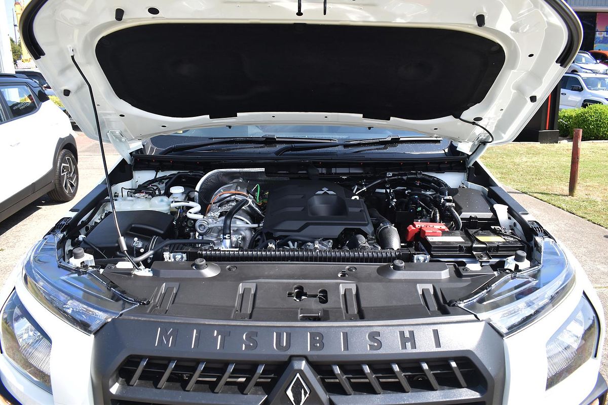 2025 Mitsubishi Triton GLX MV 4X4