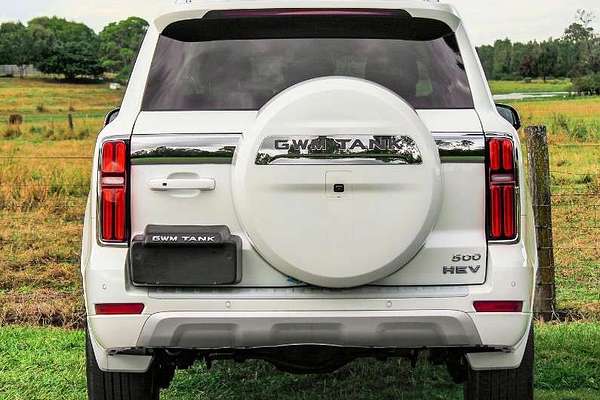 2024 GWM Tank 500 Lux Hybrid P03