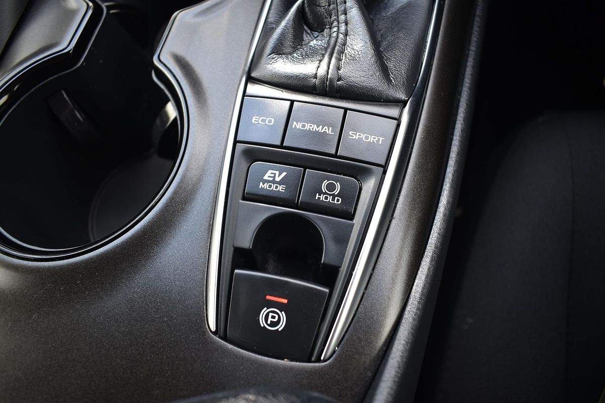 2024 Toyota Camry Ascent AXVH80R