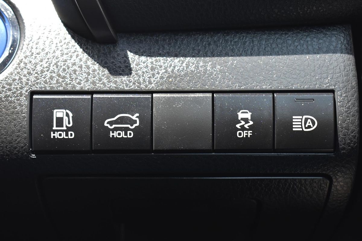 2024 Toyota Camry Ascent AXVH80R