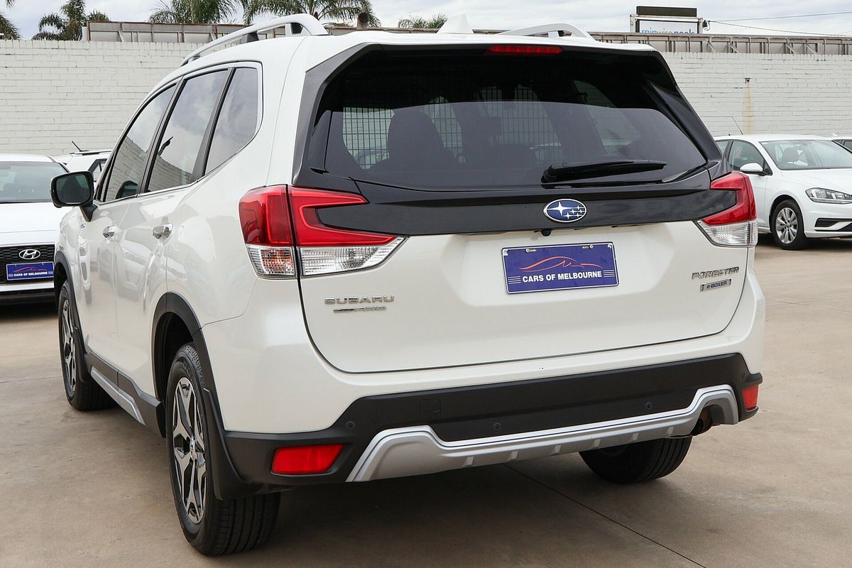 2022 Subaru Forester Hybrid L S5