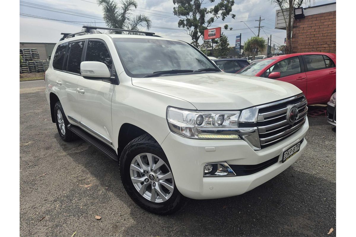 2016 Toyota Landcruiser Sahara VDJ200R