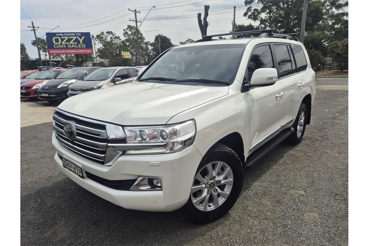 2016 Toyota Landcruiser Sahara VDJ200R