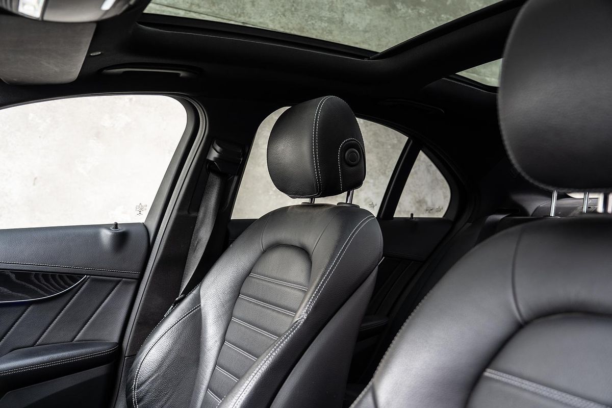 2018 Mercedes-Benz C-Class C300 W205