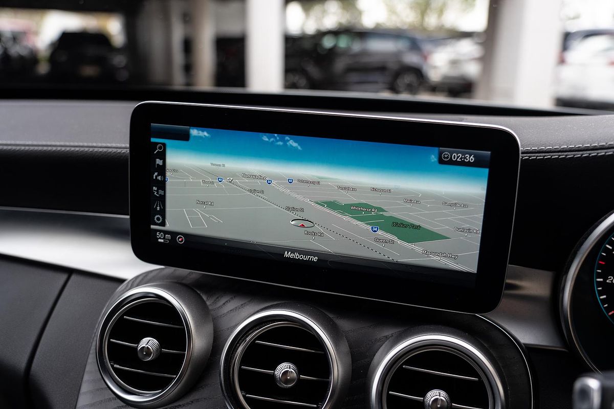 2018 Mercedes-Benz C-Class C300 W205