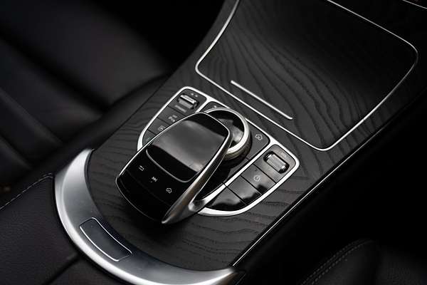 2018 Mercedes-Benz C-Class C300 W205