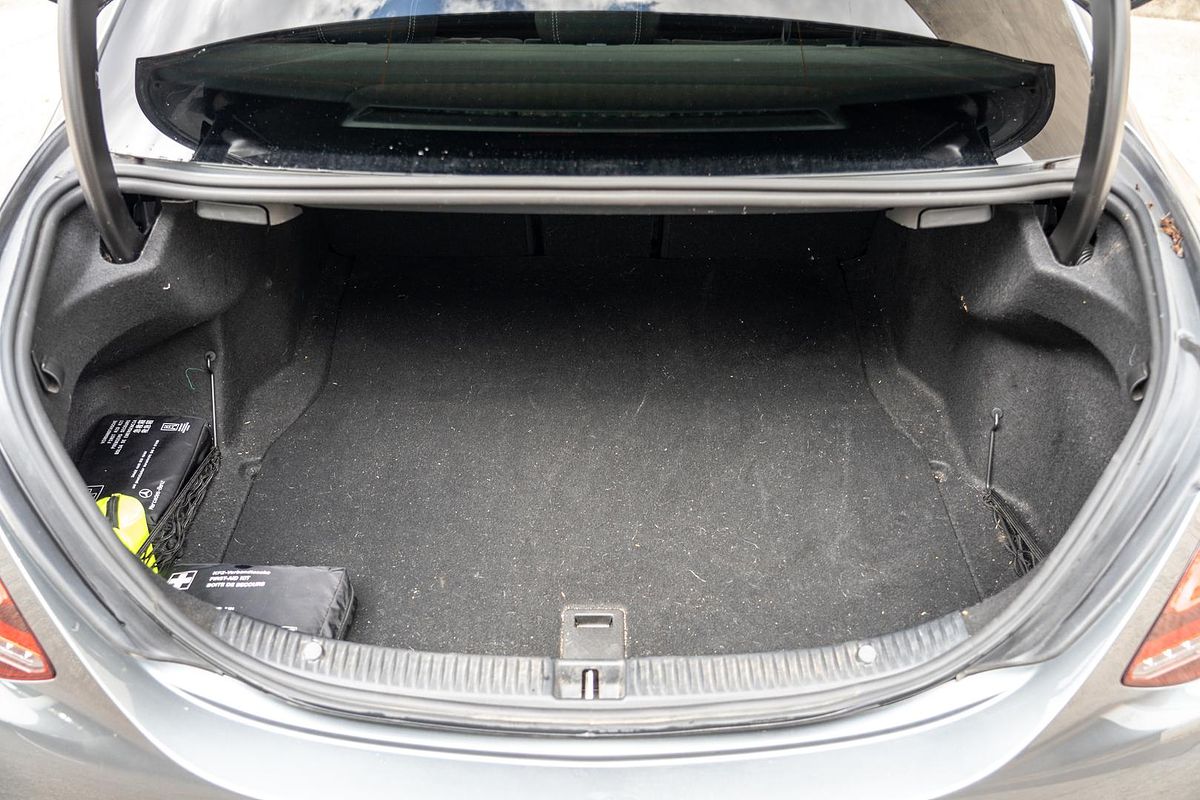 2018 Mercedes-Benz C-Class C300 W205