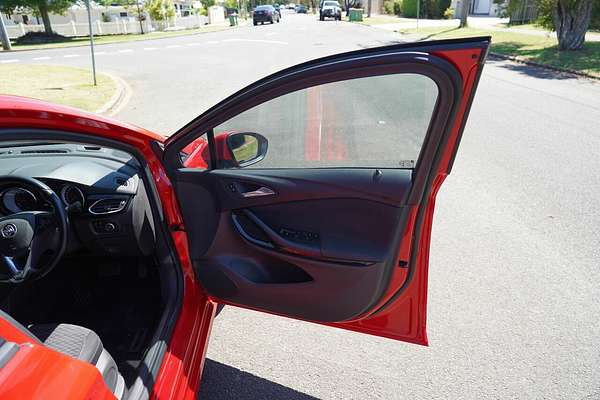 2017 Holden Astra RS BK