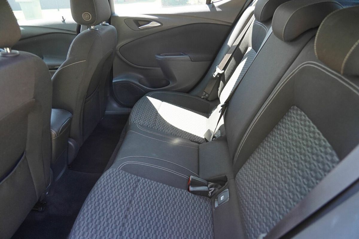 2017 Holden Astra RS BK