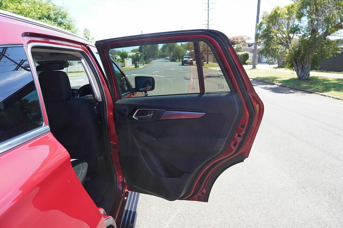 2021 Isuzu MU-X LS-U