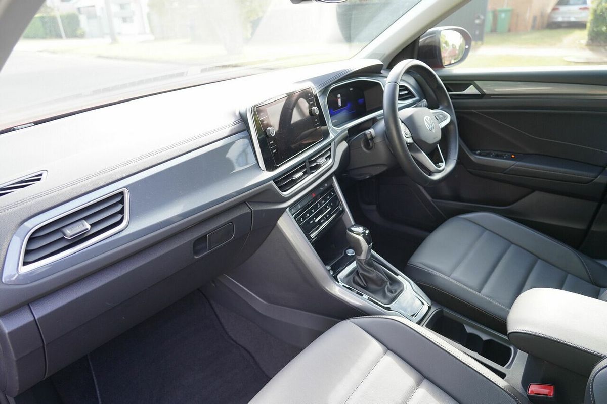 2022 Volkswagen T-Roc 110TSI Style D11