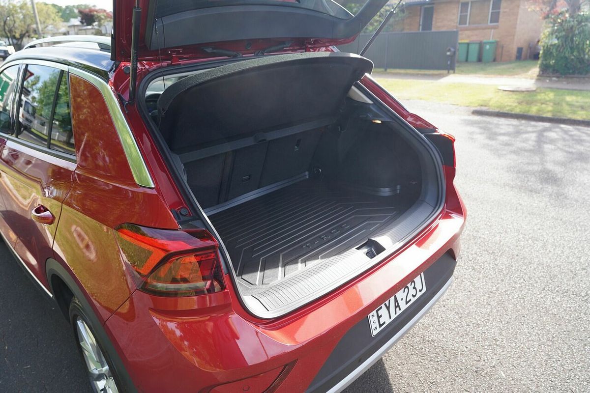 2022 Volkswagen T-Roc 110TSI Style D11