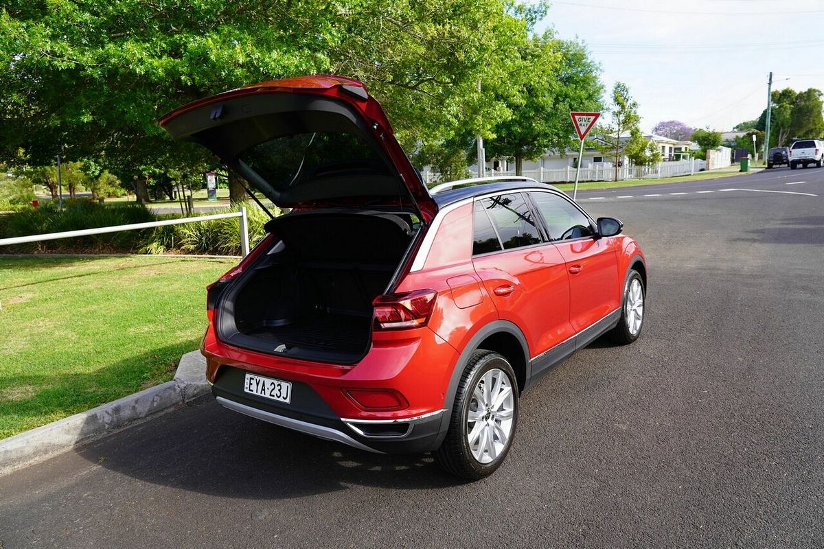 2022 Volkswagen T-Roc 110TSI Style D11