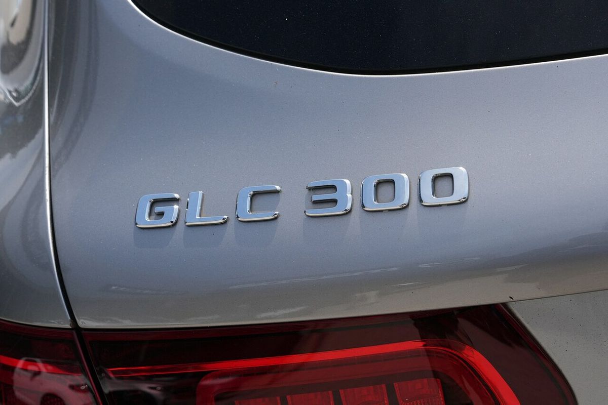 2021 Mercedes-Benz GLC-Class GLC300 X253