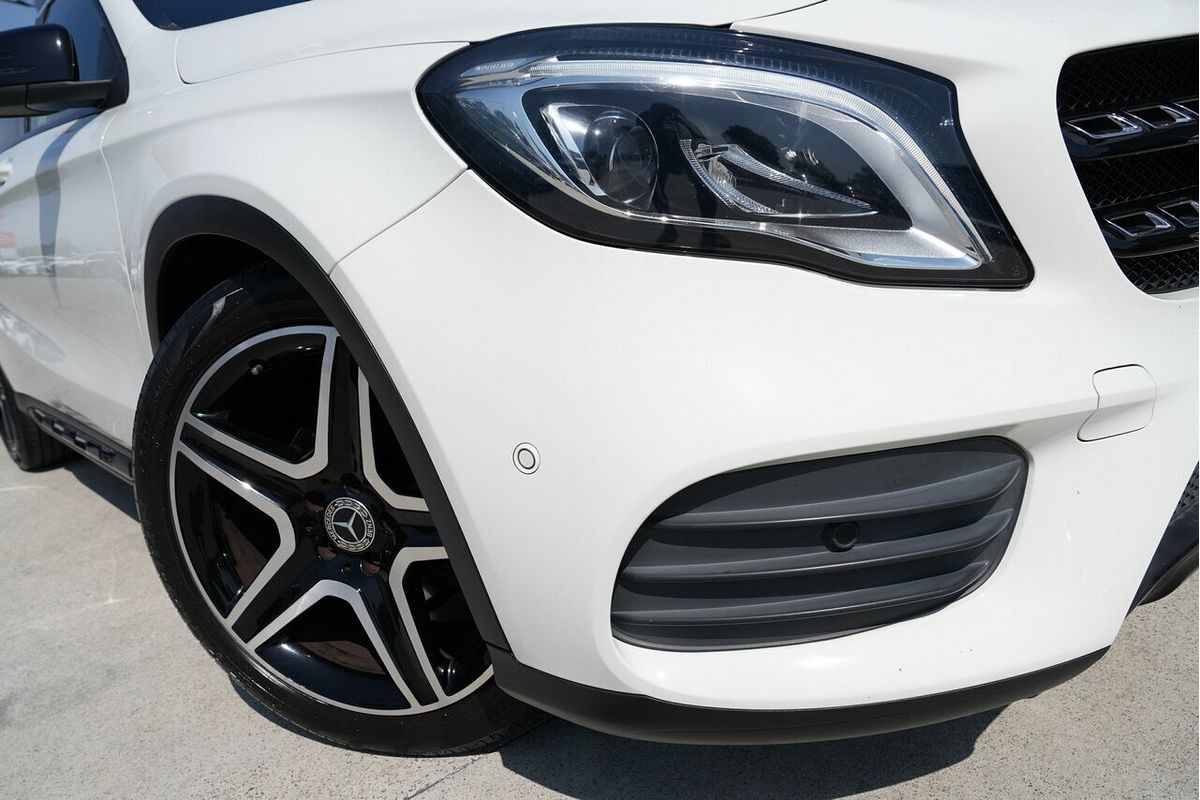 2017 Mercedes-Benz GLA-Class GLA180 X156