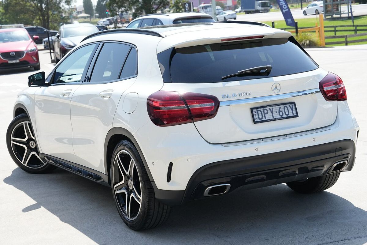 2017 Mercedes-Benz GLA-Class GLA180 X156