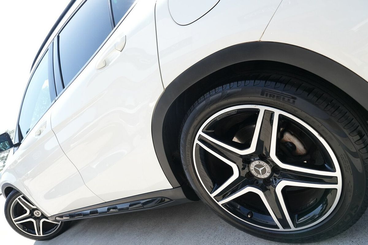 2017 Mercedes-Benz GLA-Class GLA180 X156