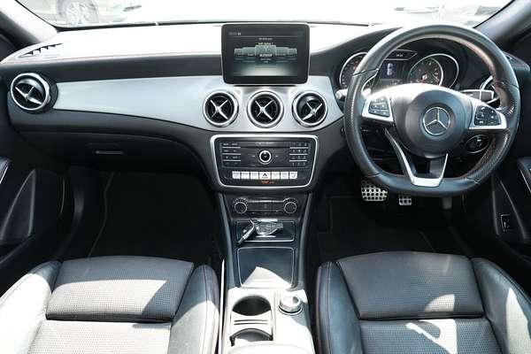 2017 Mercedes-Benz GLA-Class GLA180 X156
