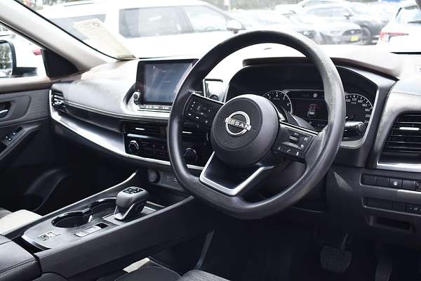 2024 Nissan X-TRAIL ST T33