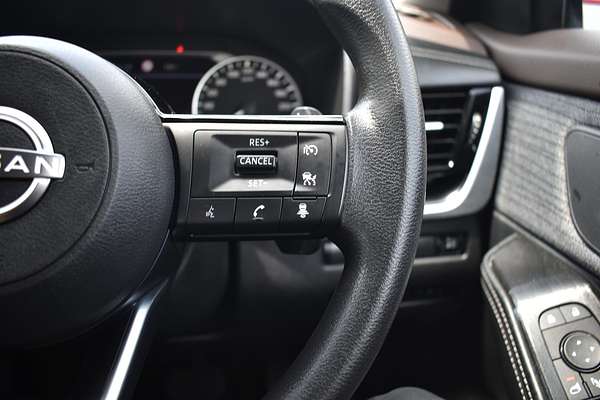 2024 Nissan X-TRAIL ST T33