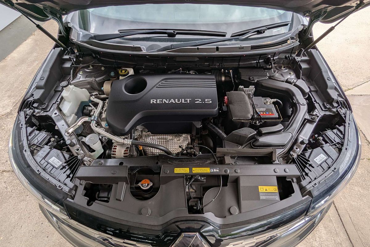 2020 Renault Koleos Black Edition HZG