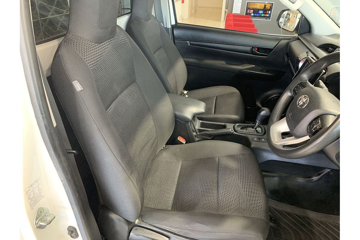 2020 Toyota Hilux SR GUN126R 4X4