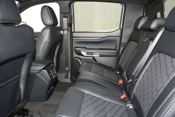 2025 Ford Ranger Platinum 4X4 3.0L
