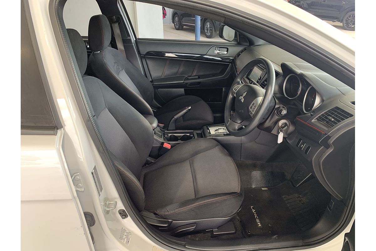 2017 Mitsubishi Lancer Black Edition CF