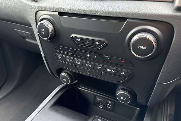 2016 Ford Everest Trend UA 3.2L