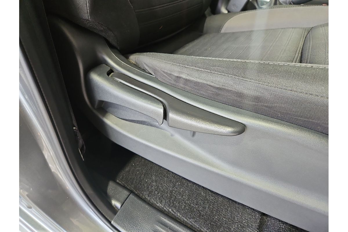 2020 Nissan Navara ST D23 4X4