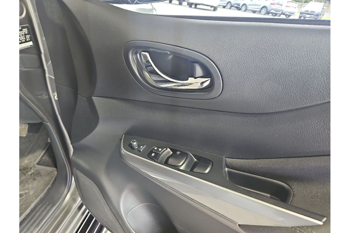 2020 Nissan Navara ST D23 4X4