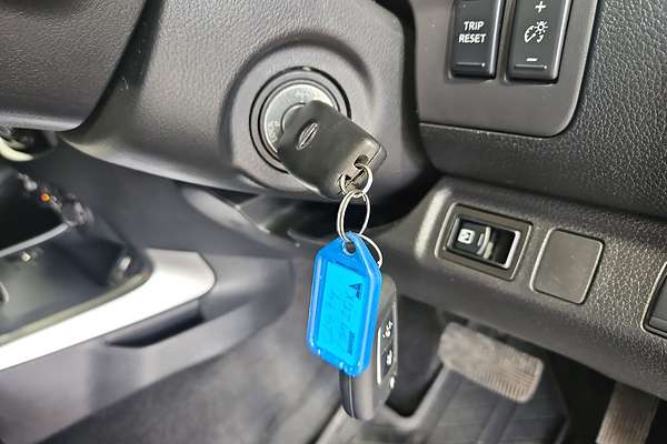 2020 Nissan Navara ST D23 4X4