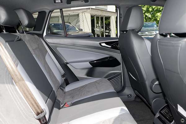 2025 Volkswagen ID.4 Pro E2