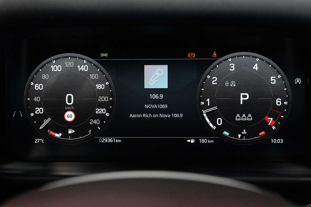 2024 Land Rover Defender 110 P300 S L663