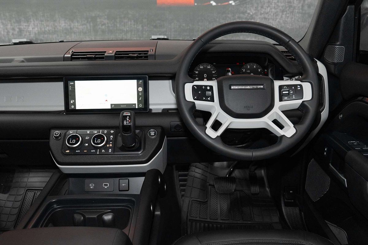 2024 Land Rover Defender 110 P300 S L663