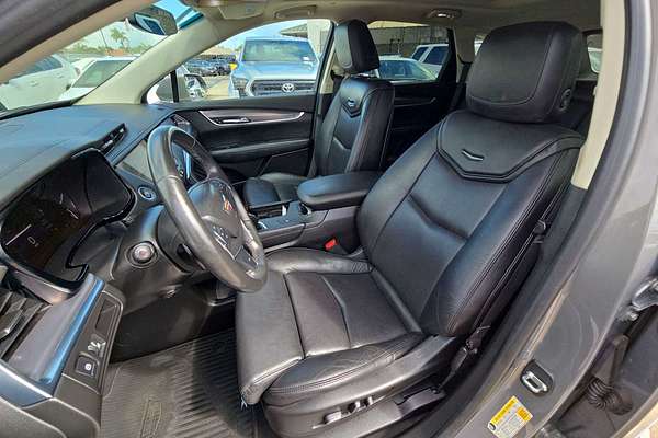 2017 Cadillac XT5 Luxury FWD