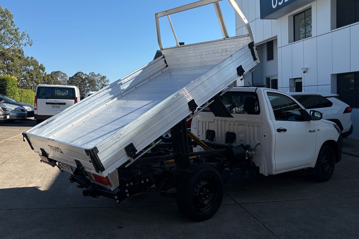 2018 Toyota Hilux Workmate TGN121R