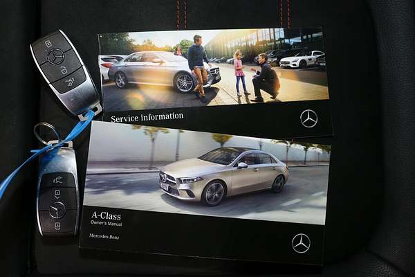 2021 Mercedes-Benz A-Class A250 V177