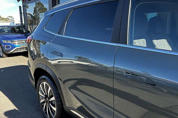 2025 Chery Tiggo 8 Super Hybrid Ultimate T31