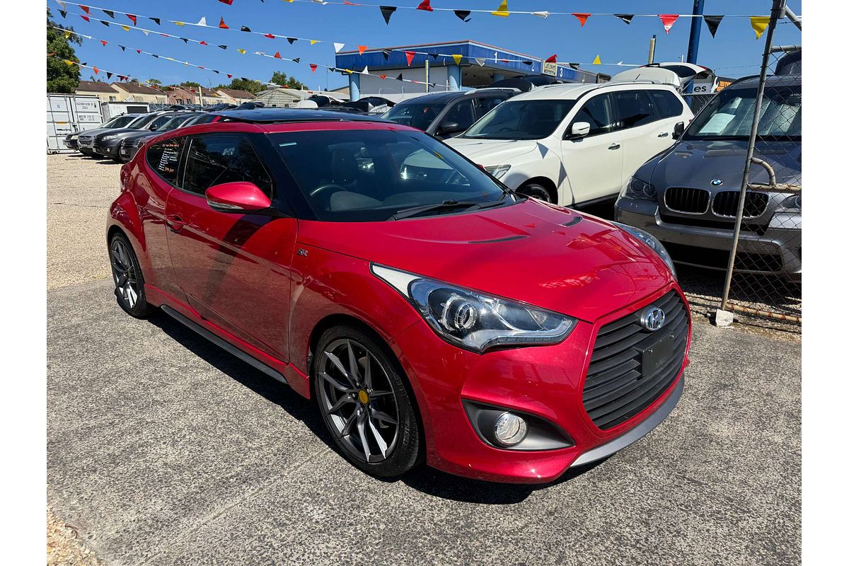 2015 Hyundai Veloster SR Turbo + FS4 Series II