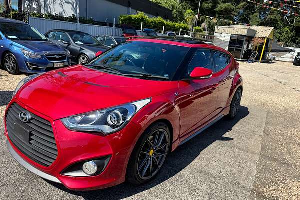 2015 Hyundai Veloster SR Turbo + FS4 Series II