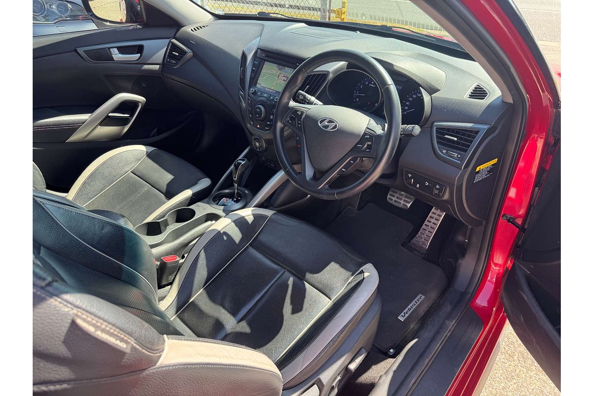 2015 Hyundai Veloster SR Turbo + FS4 Series II