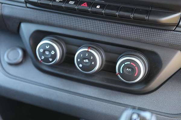 2023 Renault Trafic Pro X82 SWB Low Roof